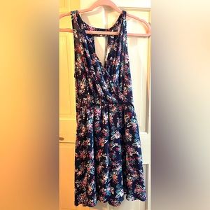 Gorgeous Lush brand spring dress size Large